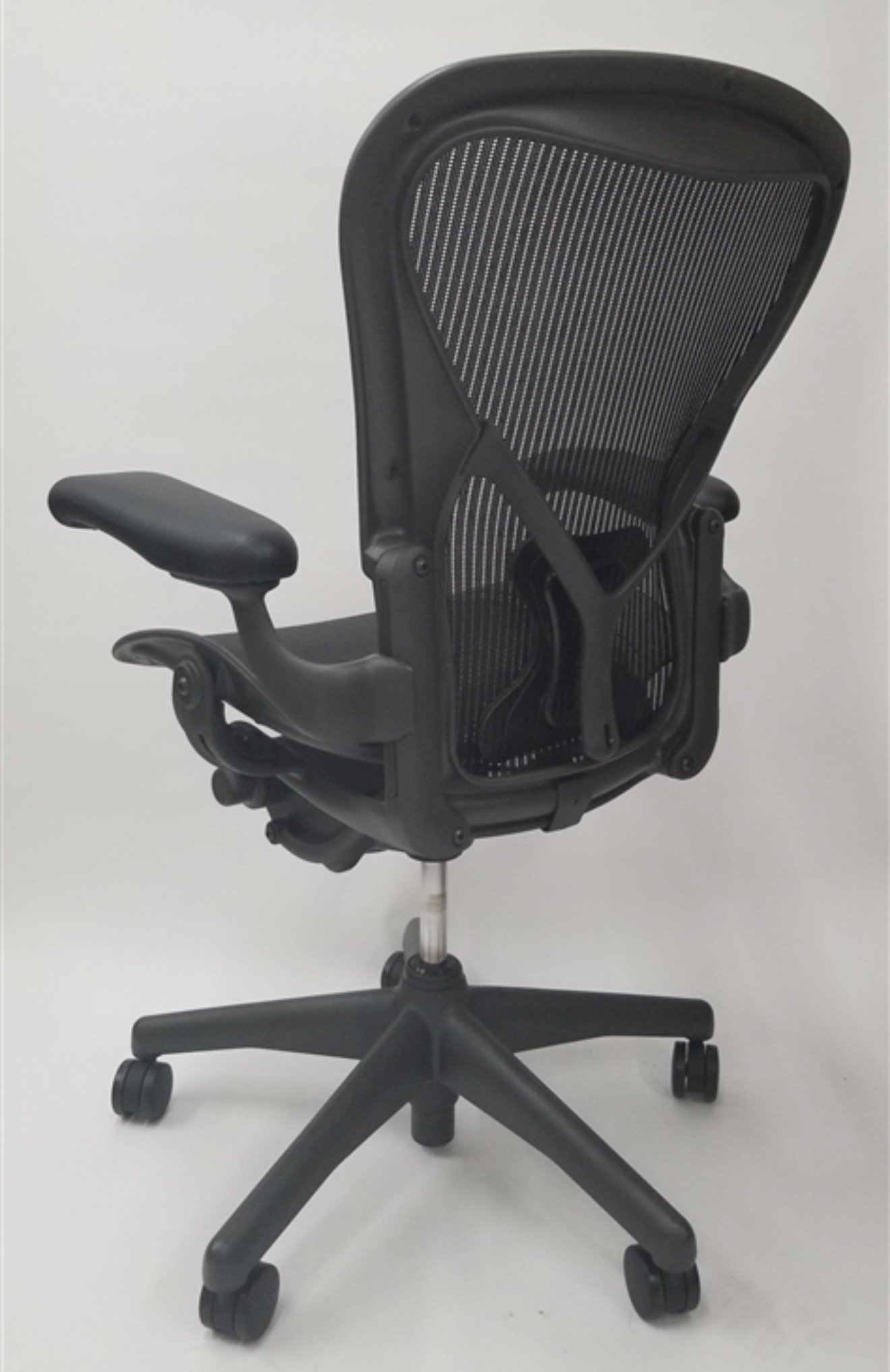 Herman Miller Aeron Classic | Black | Size A | Fully Loaded | Like New 9.5/10 - Image 3