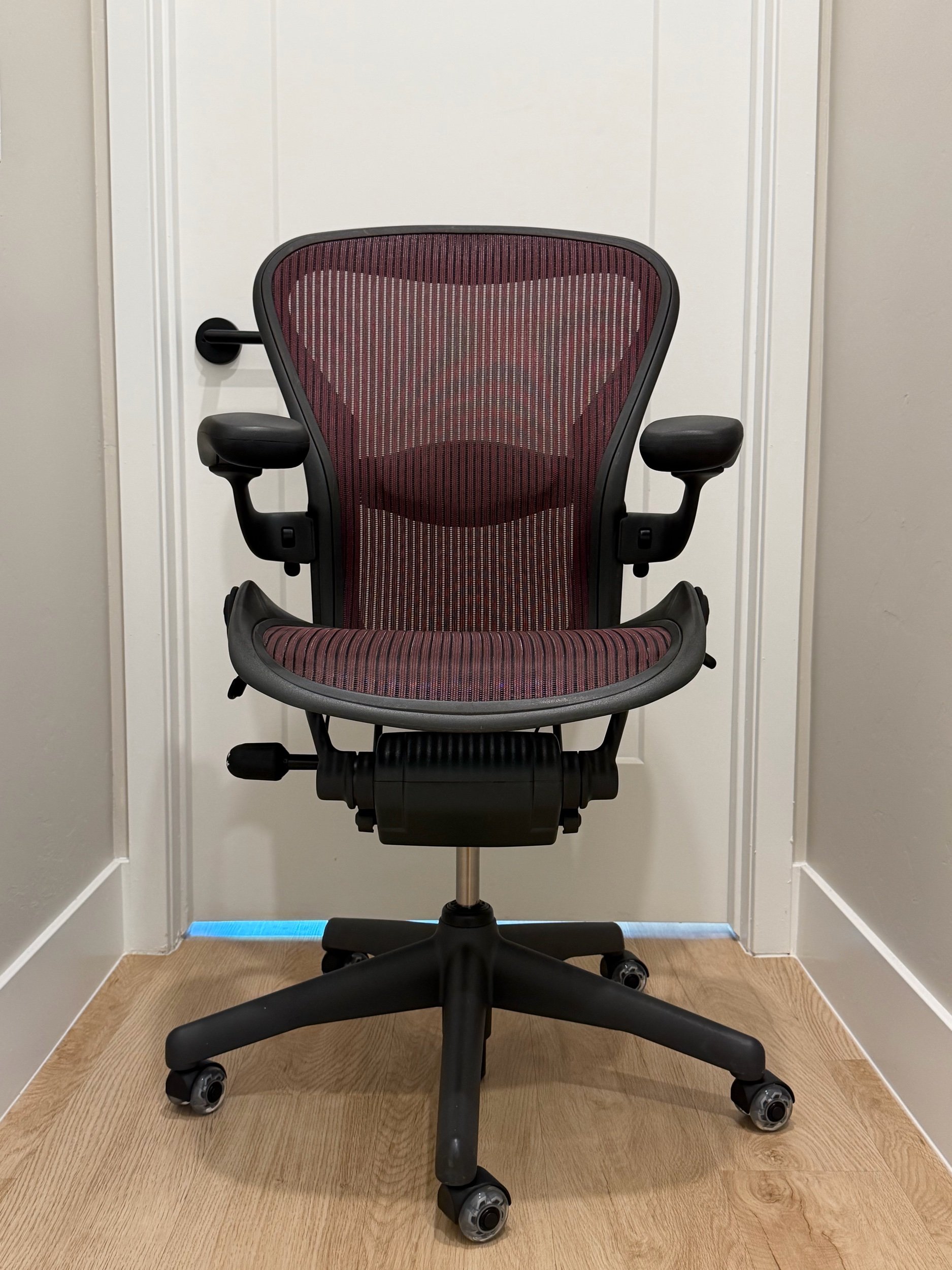 Herman Miller Aeron Classic | Rare Burgundy | Size B | Fully Loaded | Like New 9.5/10