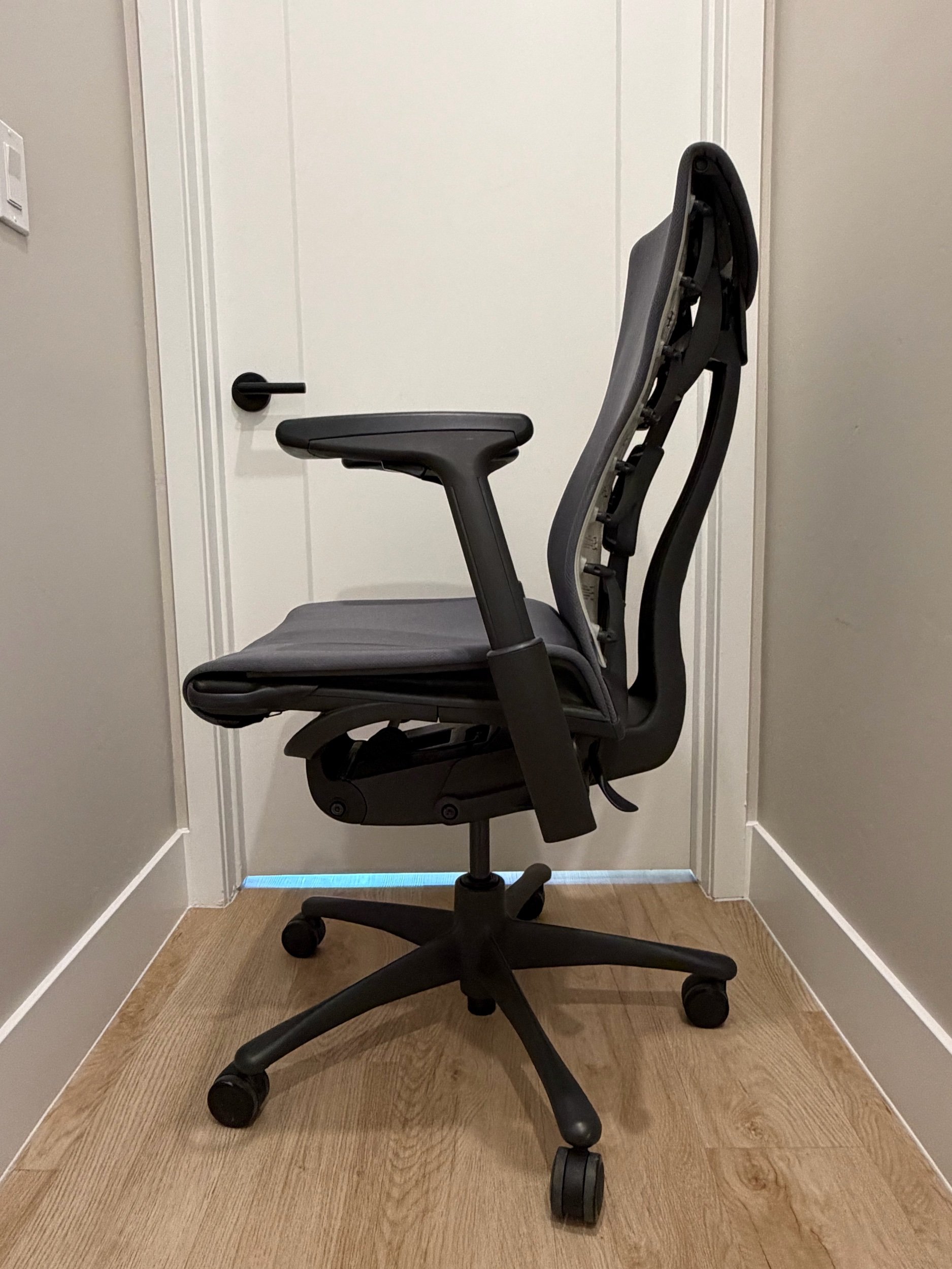 Herman Miller Embody Gaming Chair | Gray | 9.5/10 Excellent Condition - Image 2