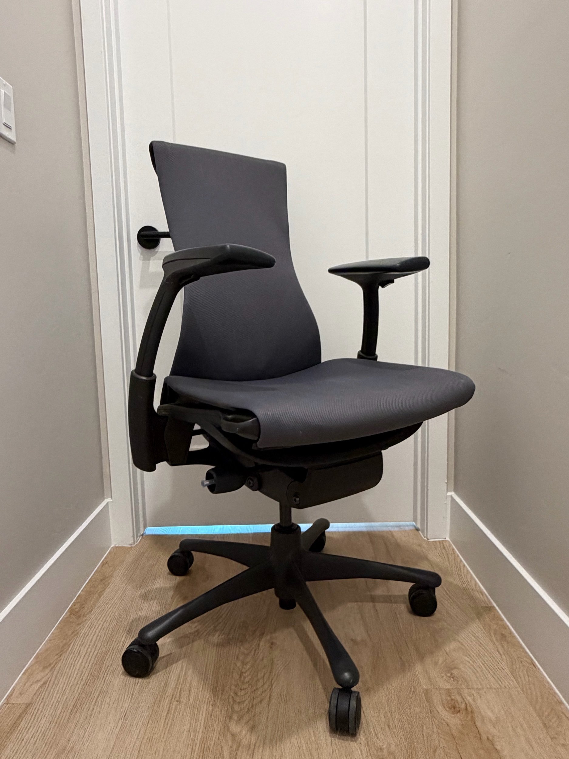 Herman Miller Embody Gaming Chair | Gray | 9.5/10 Excellent Condition - Image 4